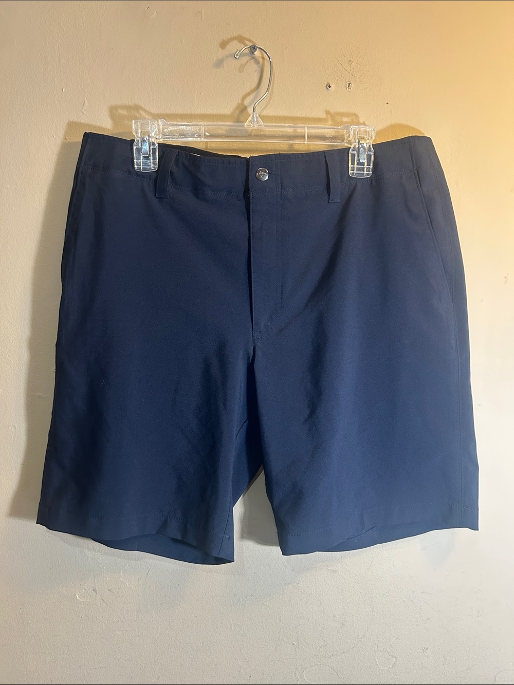 Callaway Men's Navy Flat Front Golf Shorts Size 36.
